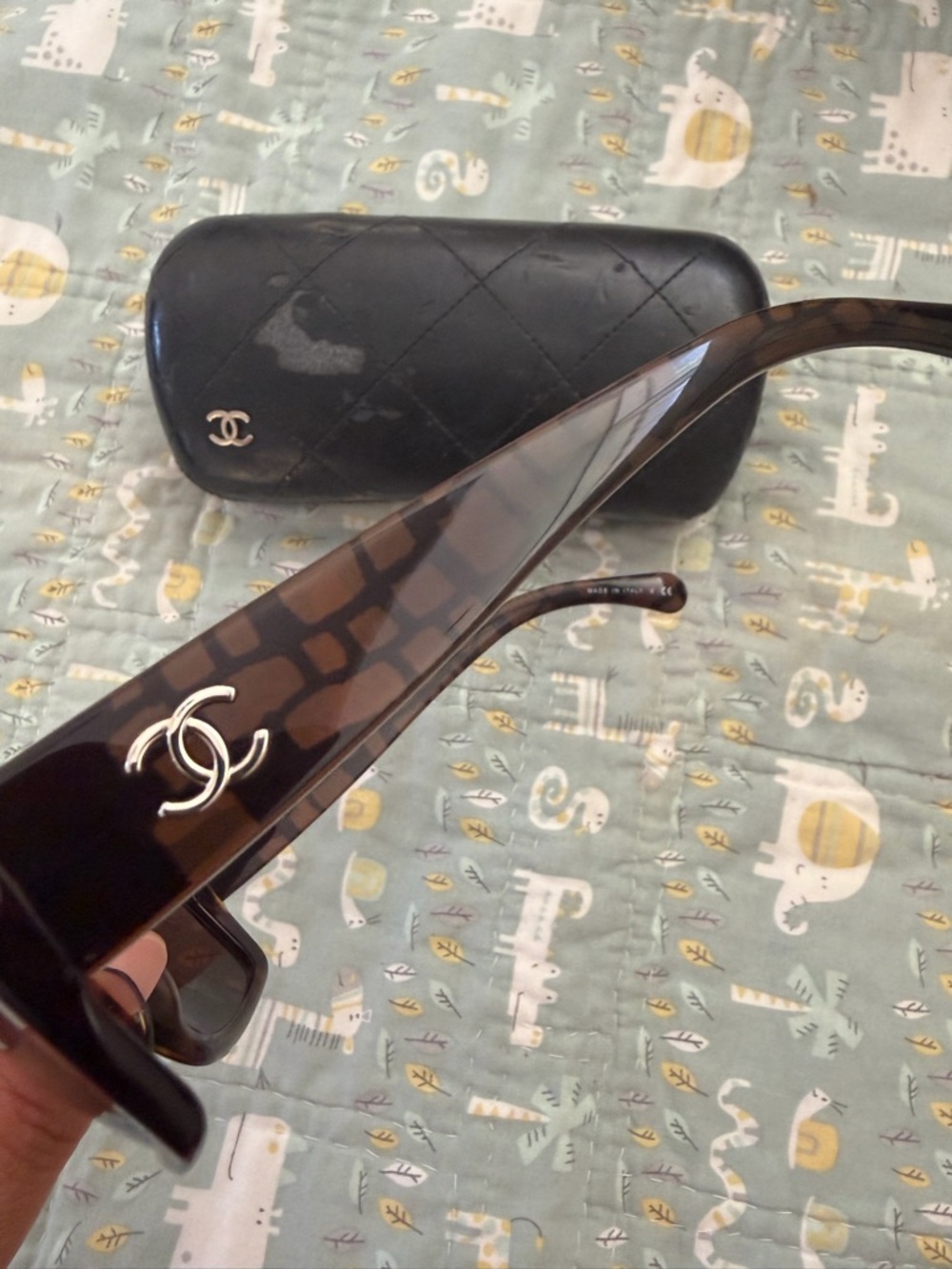 Chanel Sunglasses (PRICE FIRM) - Picture 16 of 16
